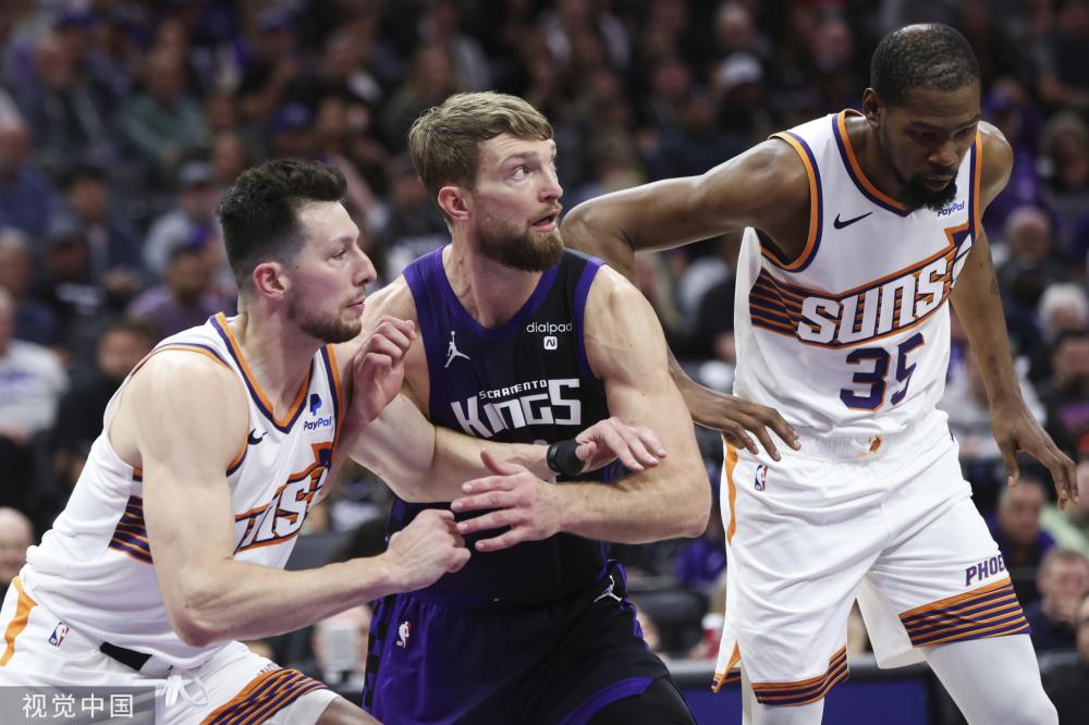 《漫威争锋》一周年庆典第2阶段盛大开启！冰月花雪全新制服上线！